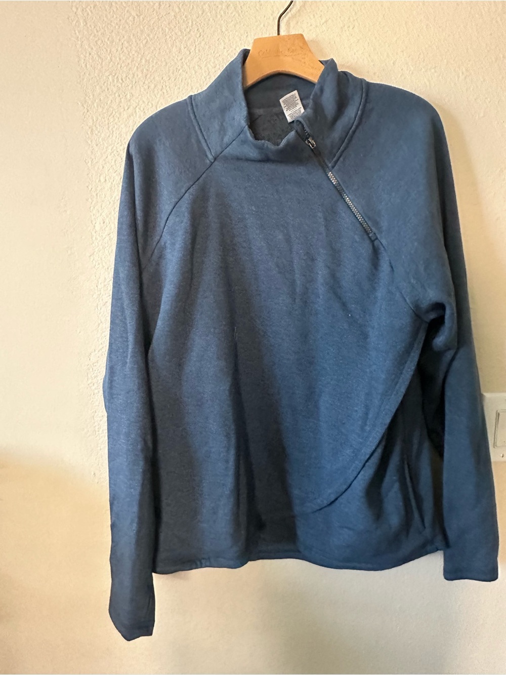 Reebok Women's Blue Half-Zip Pullover Sweater size XXL/ pre owned 1452